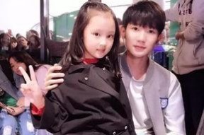 娱乐吃瓜酱宠爱女儿